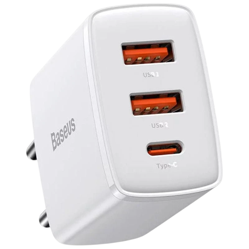 Baseus Compact Quick Charger 30W Blanco Cargador de pared 2xUSB-A 1xUSB-C